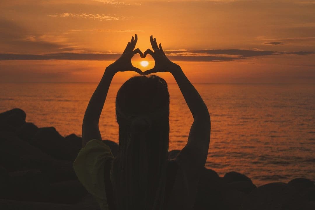 What Happens During a Healing the Heart Session: A Complete Guide — holistic health